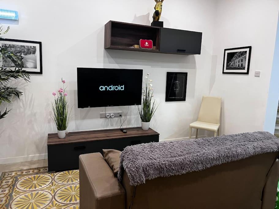 Dar Barbara - Duplex 1 Double Bed Maltese Style House Villa Cospicua Luaran gambar